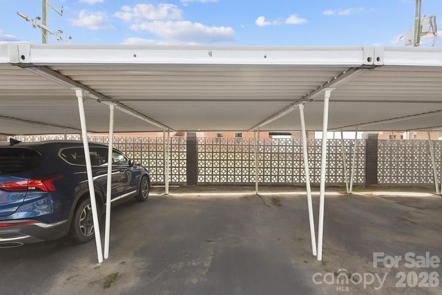 1300 Reece Road 312, Charlotte, NC 28209