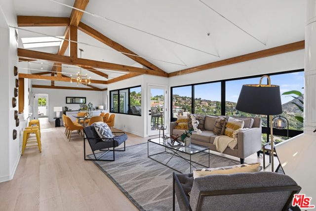 14 Stallion Road, Bell Canyon, CA 91307
