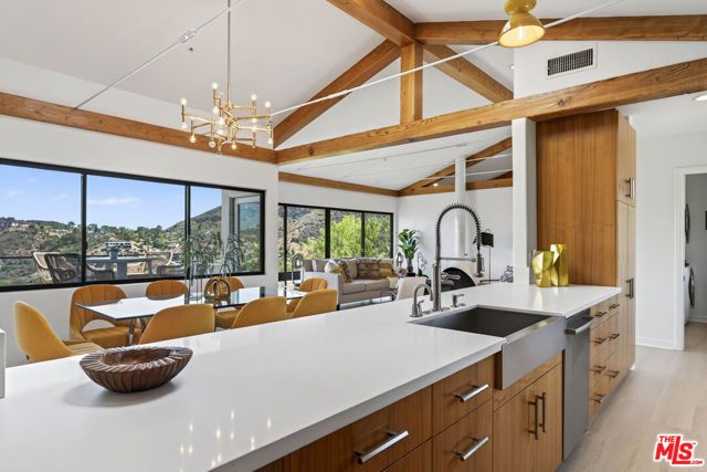 14 Stallion Road, Bell Canyon, CA 91307