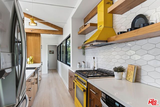14 Stallion Road, Bell Canyon, CA 91307