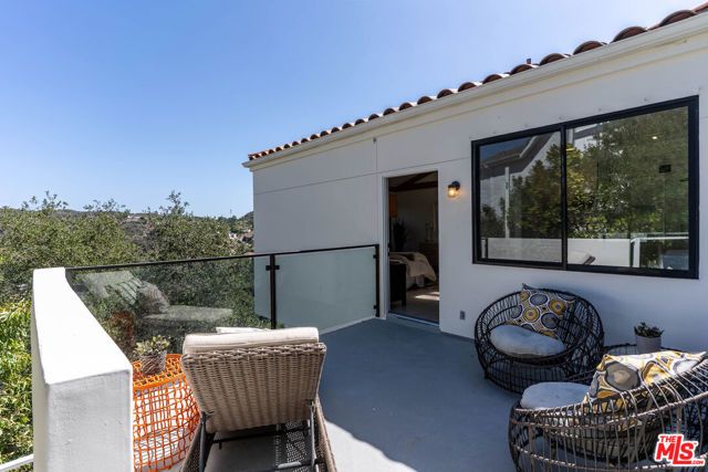 14 Stallion Road, Bell Canyon, CA 91307