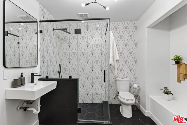 14 Stallion Road, Bell Canyon, CA 91307
