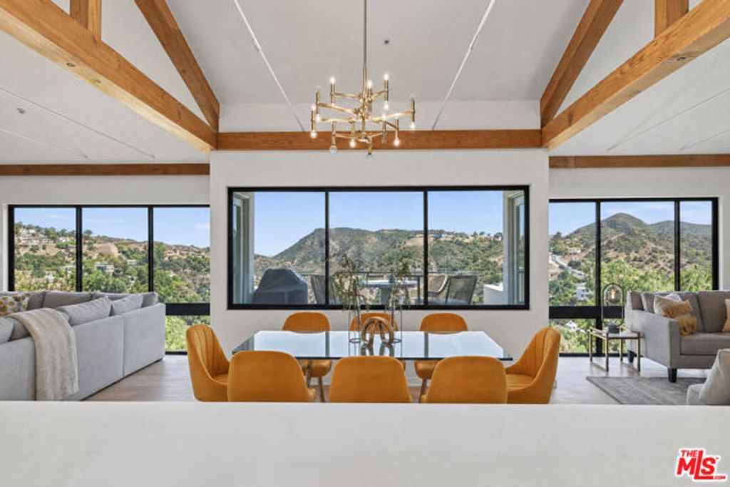 14 Stallion Road, Bell Canyon, CA 91307