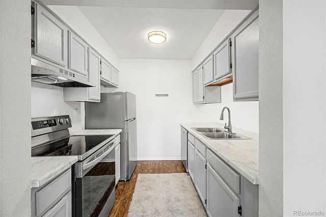 519 Wright Street 204, Lakewood, CO 80228