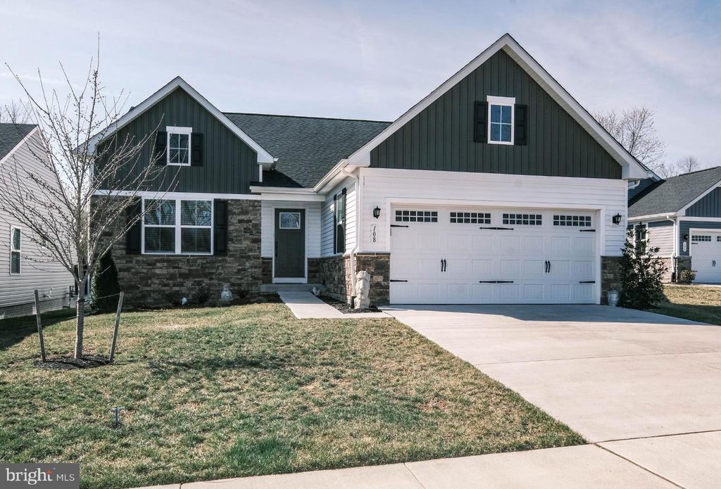 108 BUENA VISTA DR, Stephens City, VA 22655