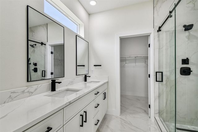 3017 W SPRUCE STREET, Tampa, FL 33607