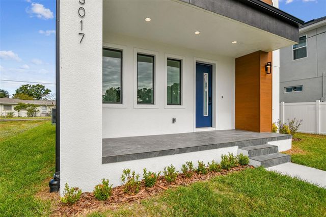 3017 W SPRUCE STREET, Tampa, FL 33607