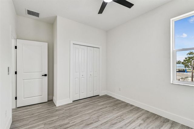 3017 W SPRUCE STREET, Tampa, FL 33607