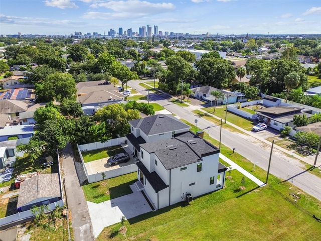3017 W SPRUCE STREET, Tampa, FL 33607