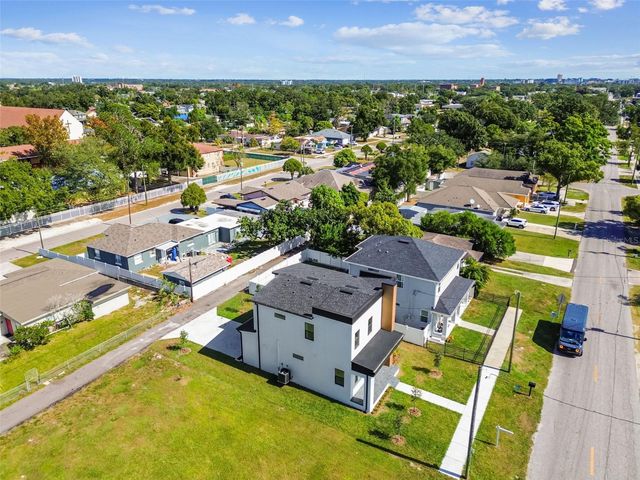 3017 W SPRUCE STREET, Tampa, FL 33607