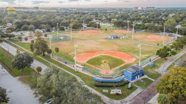 3017 W SPRUCE STREET, Tampa, FL 33607