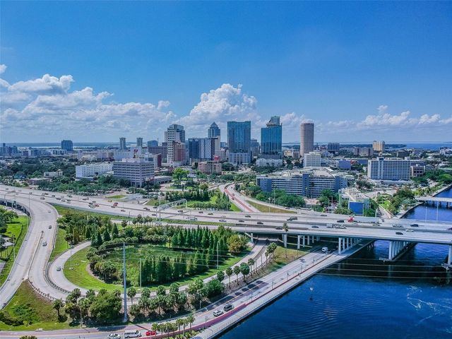3017 W SPRUCE STREET, Tampa, FL 33607
