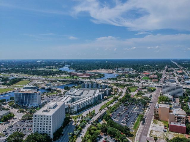 3017 W SPRUCE STREET, Tampa, FL 33607