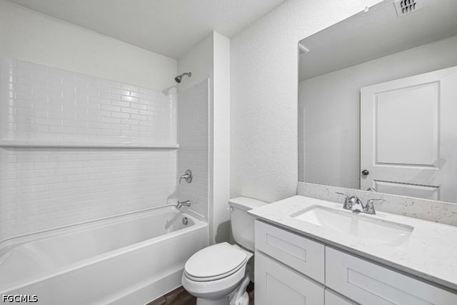 25338 CADIZ DR, Punta Gorda, FL 33955