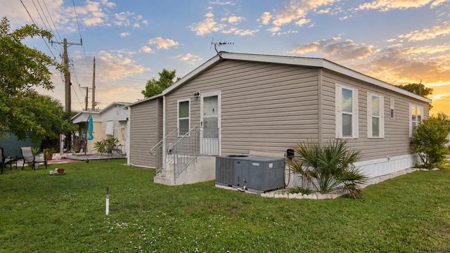 6904 CORTEZ ROAD W 10, Bradenton, FL 34210