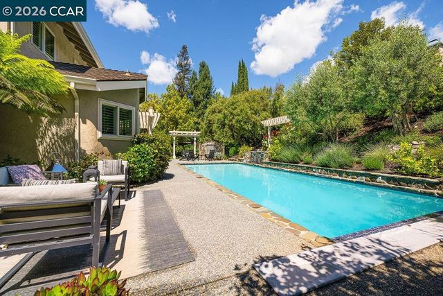 5057 Athens Dr, San Ramon, CA 94582
