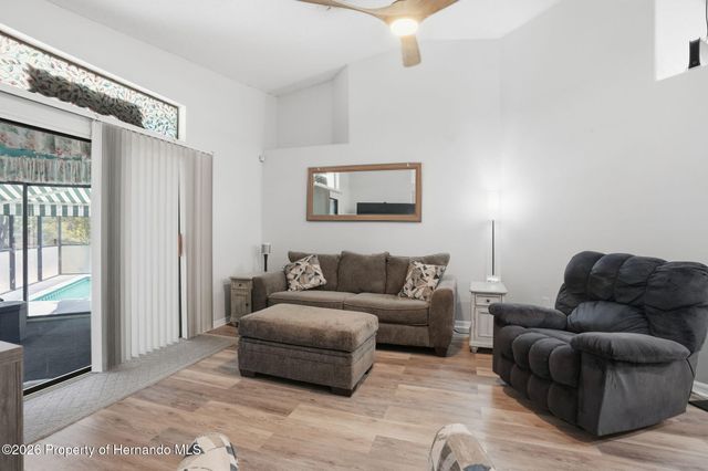 10494 Desert Sparrow Avenue, Brooksville, FL 34613