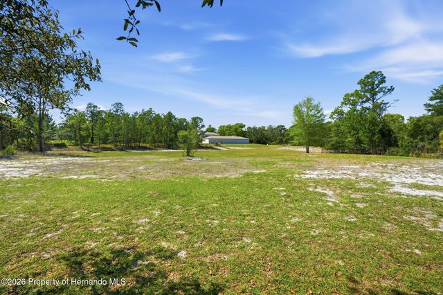 10494 Desert Sparrow Avenue, Brooksville, FL 34613