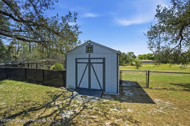 10494 Desert Sparrow Avenue, Brooksville, FL 34613