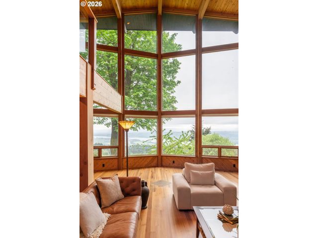 813 Varsity Rd, Kalama, WA 98625
