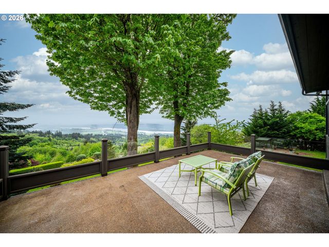 813 Varsity Rd, Kalama, WA 98625