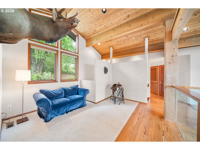 813 Varsity Rd, Kalama, WA 98625