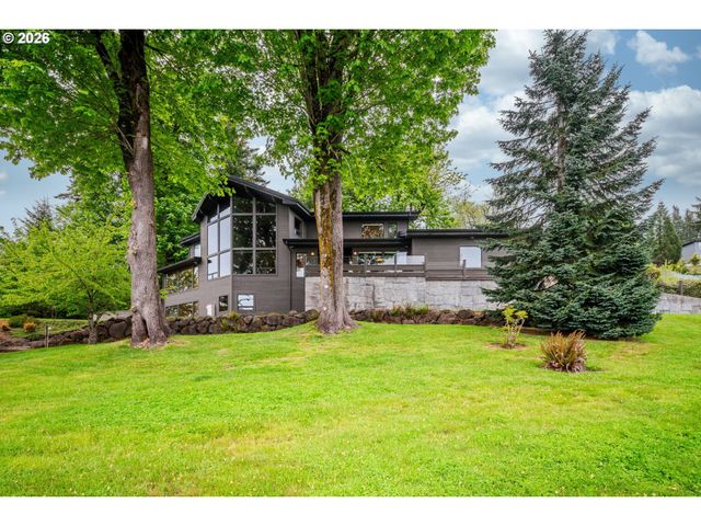 813 Varsity Rd, Kalama, WA 98625