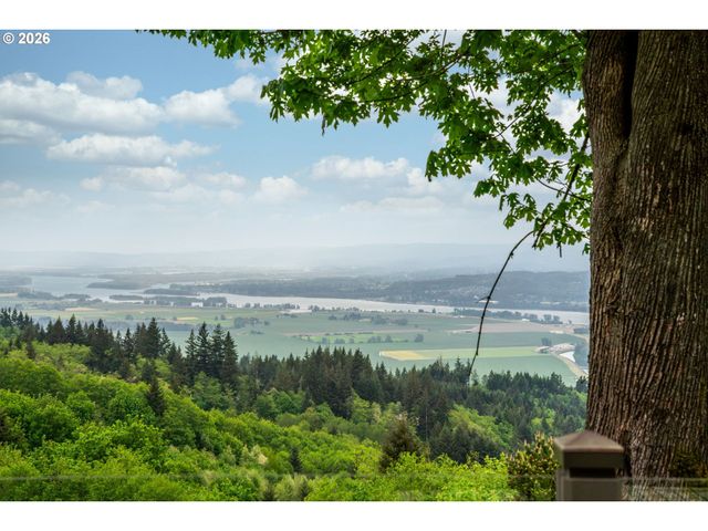 813 Varsity Rd, Kalama, WA 98625