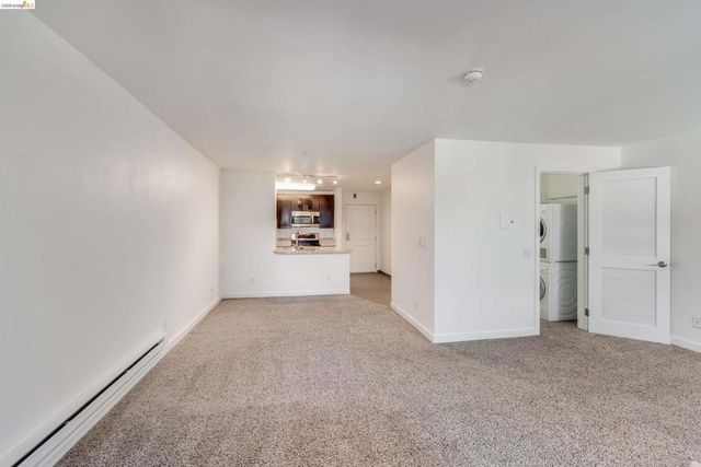 6400 Christie Ave 3206, Emeryville, CA 94608