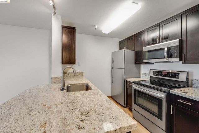 6400 Christie Ave 3206, Emeryville, CA 94608