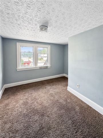 2041 13th Street SW, Akron, OH 44314