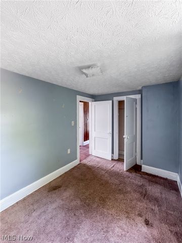 2041 13th Street SW, Akron, OH 44314