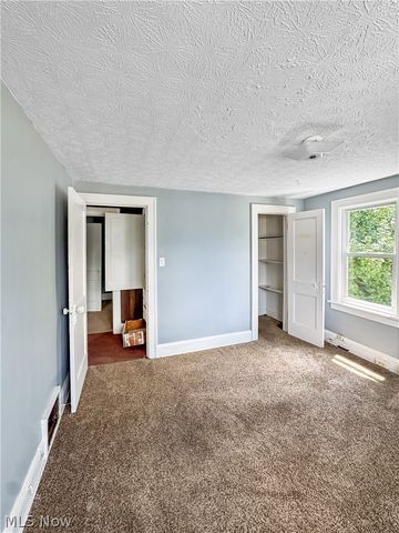 2041 13th Street SW, Akron, OH 44314