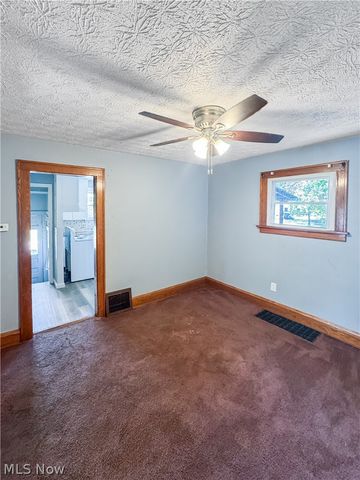 2041 13th Street SW, Akron, OH 44314