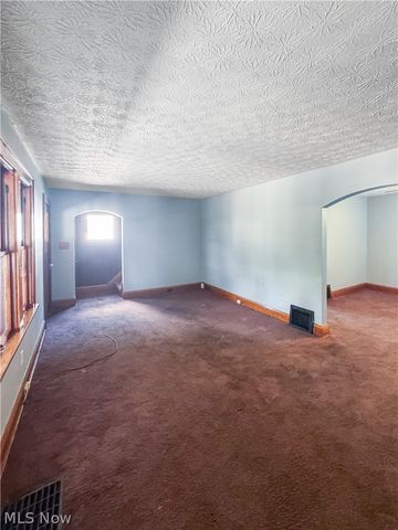 2041 13th Street SW, Akron, OH 44314
