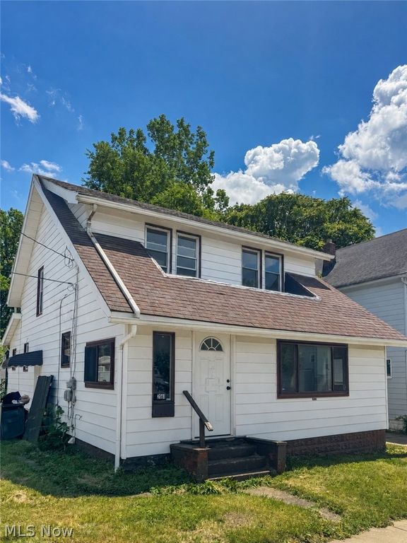 2041 13th Street SW, Akron, OH 44314