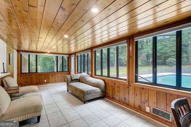 300 Kelly Drive, Fayetteville, GA 30214