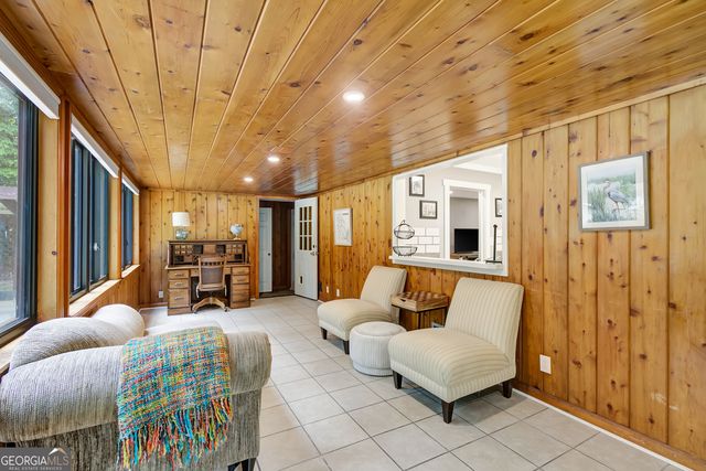 300 Kelly Drive, Fayetteville, GA 30214