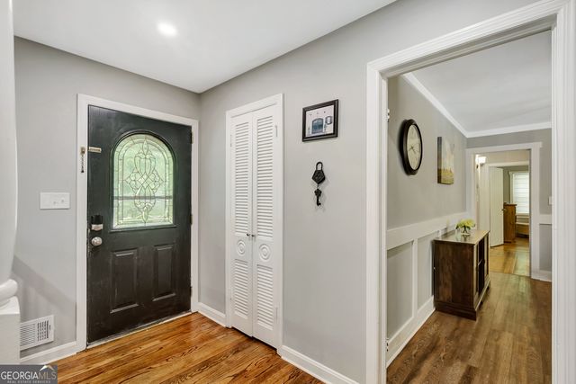300 Kelly Drive, Fayetteville, GA 30214