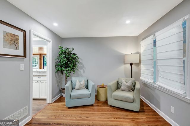 300 Kelly Drive, Fayetteville, GA 30214