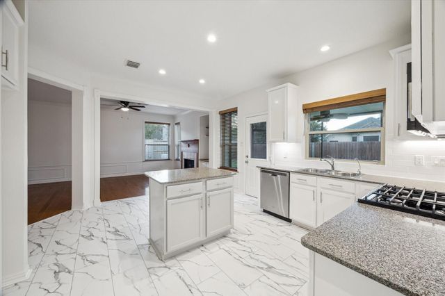 14138 Ivy Bluff Court, Houston, TX 77062