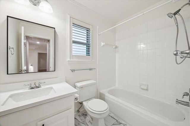 14138 Ivy Bluff Court, Houston, TX 77062