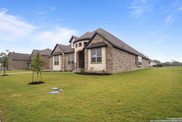 222 Poe Parkway, Castroville, TX 78009