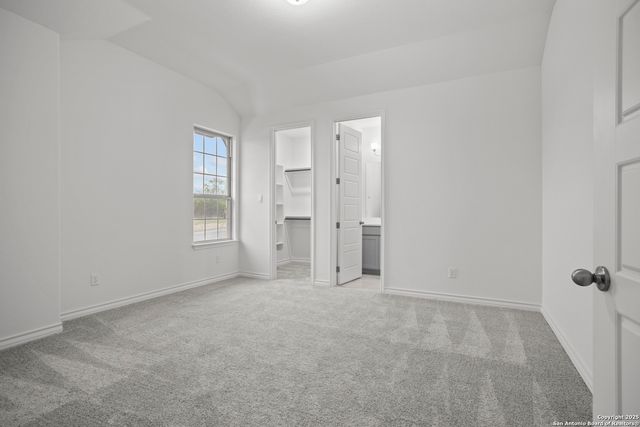 222 Poe Parkway, Castroville, TX 78009