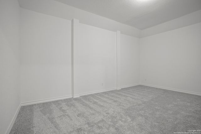222 Poe Parkway, Castroville, TX 78009