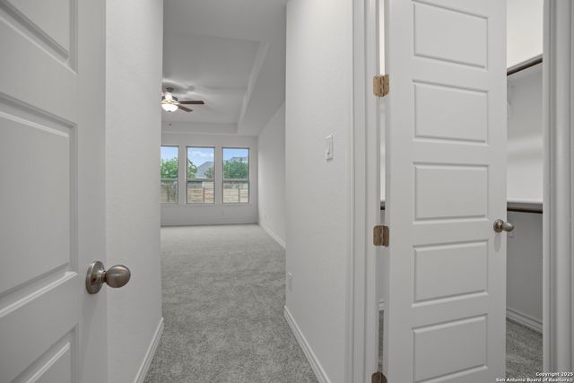 222 Poe Parkway, Castroville, TX 78009