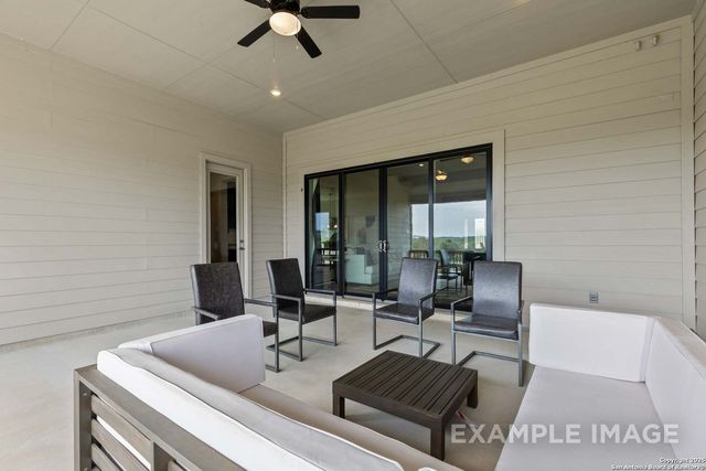 222 Poe Parkway, Castroville, TX 78009