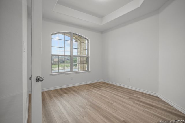 222 Poe Parkway, Castroville, TX 78009