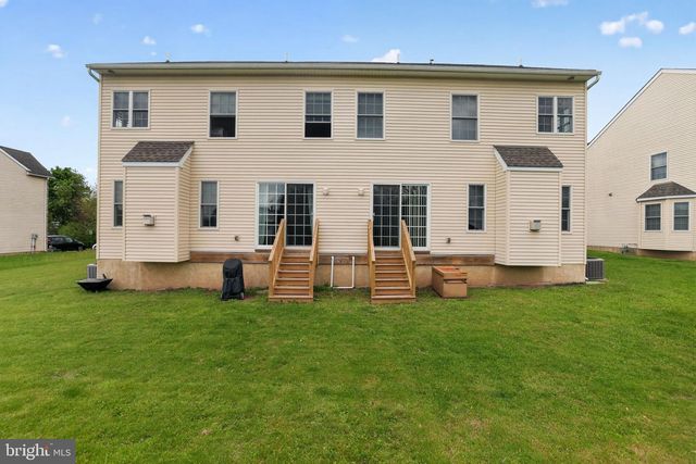 137 SUGARBUSH DR, Perkasie, PA 18944