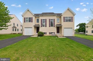 137 SUGARBUSH DR, Perkasie, PA 18944